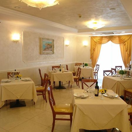 Hotel Di Cosmo San Giovanni Rotondo Exterior photo